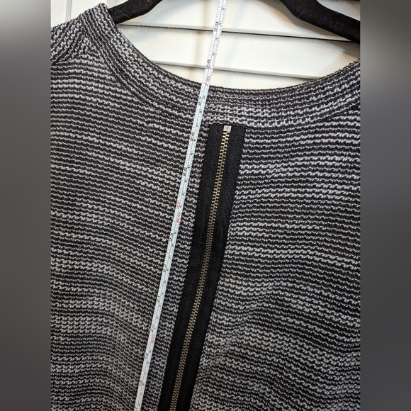 Lou & Grey Sweater - Picture 5 of 8